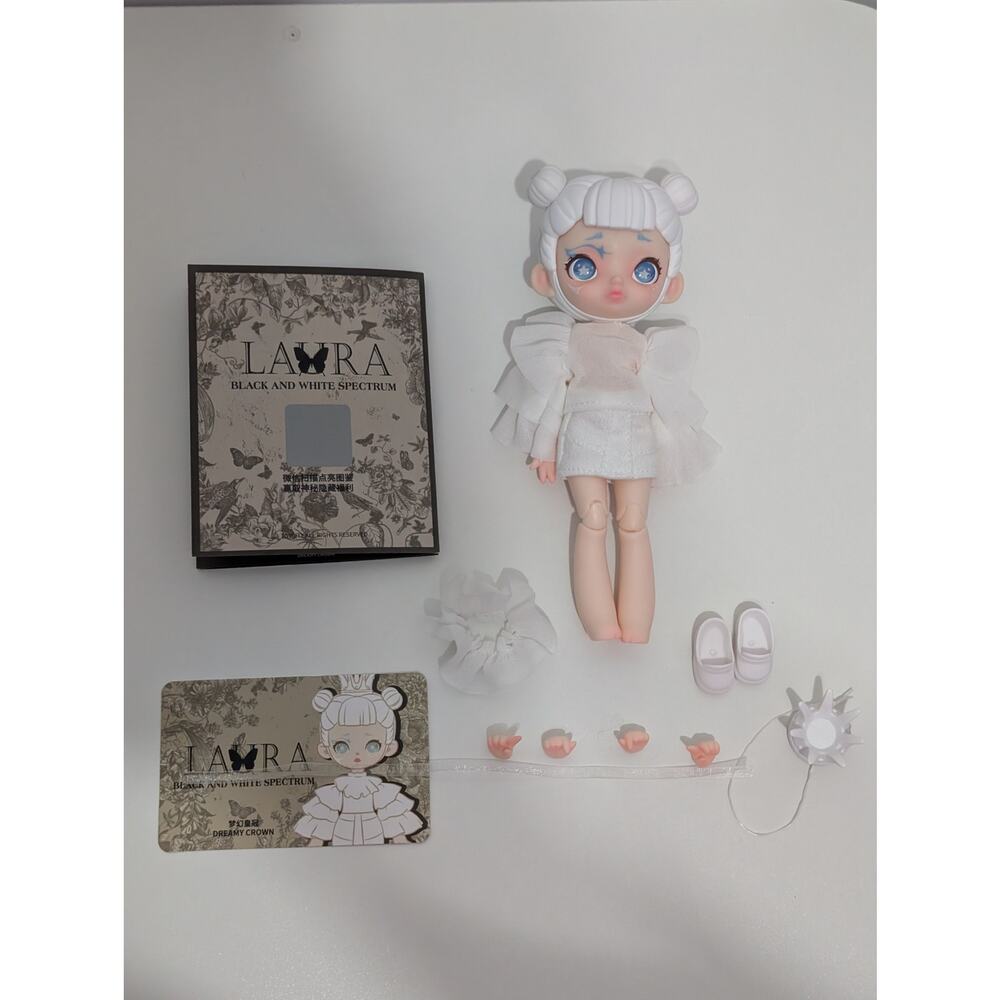 Laura Doll - Black and White Spectrum - Dreamy Crown - Confirmed Blind Box